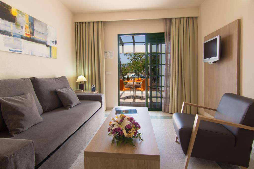 Relaxia Lanzasur Club - Aqualava Water Park 3* Playa Blanca (Lanzarote)