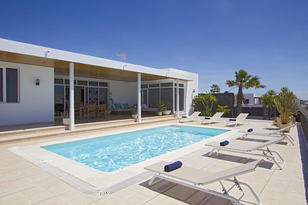 Dois Mares Villa *