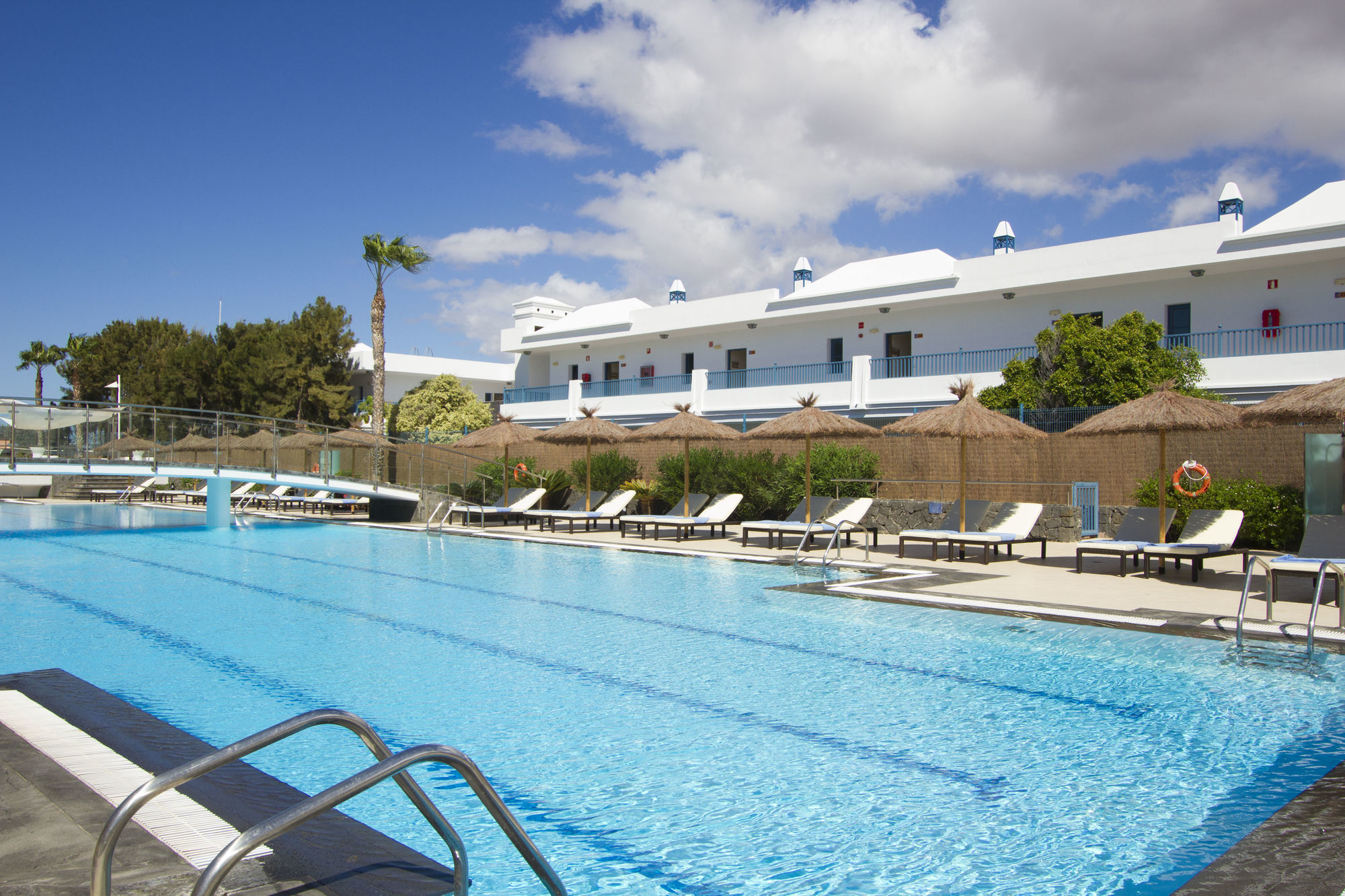 Thb Tropical Island 4*