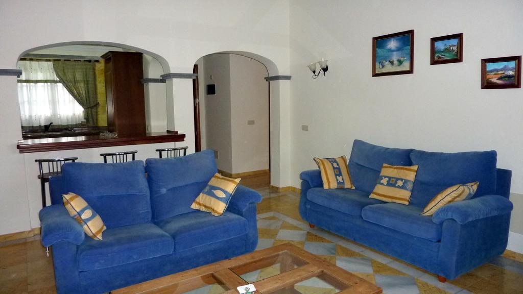 Eslanzarote Victoria, Heated Pool, Super Wifi, Sat Tv *