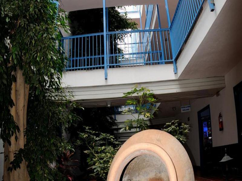 Hotel Costa Volcan And