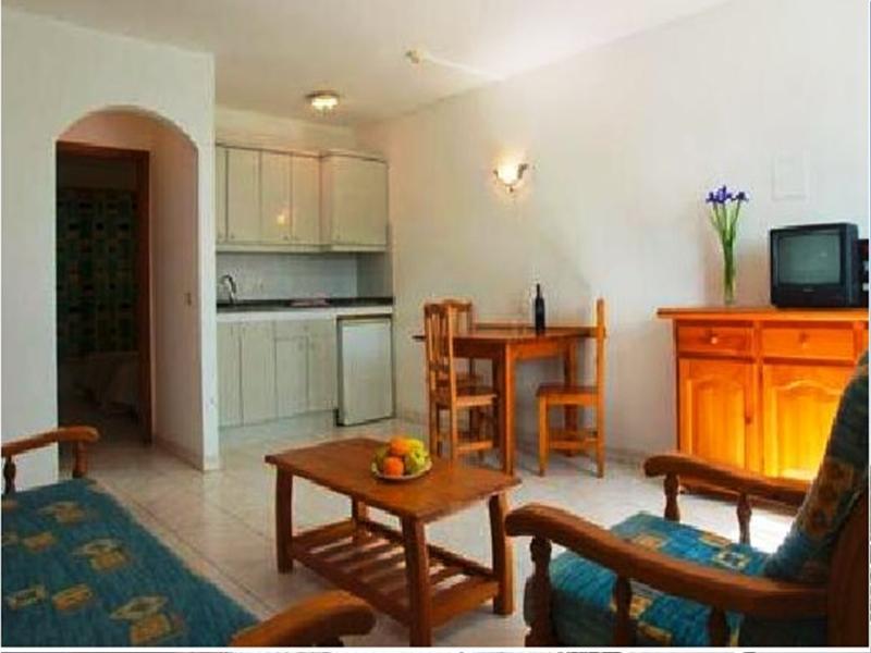 Europa Apartment *
