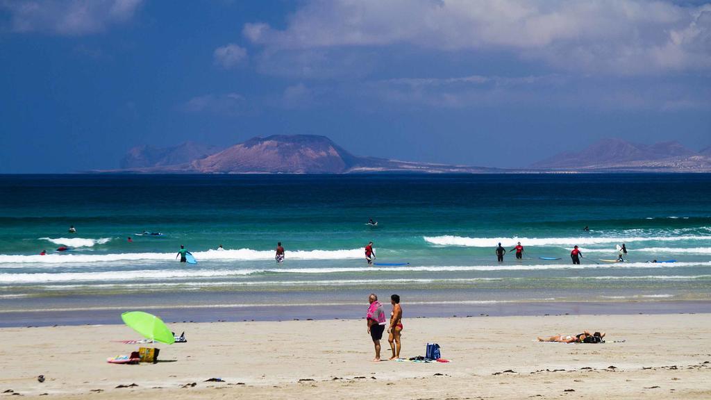 Absolute Beachfront Apartment Famara