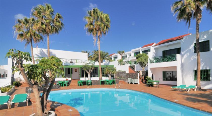 Apartahotel Rocas Blancas 2*
