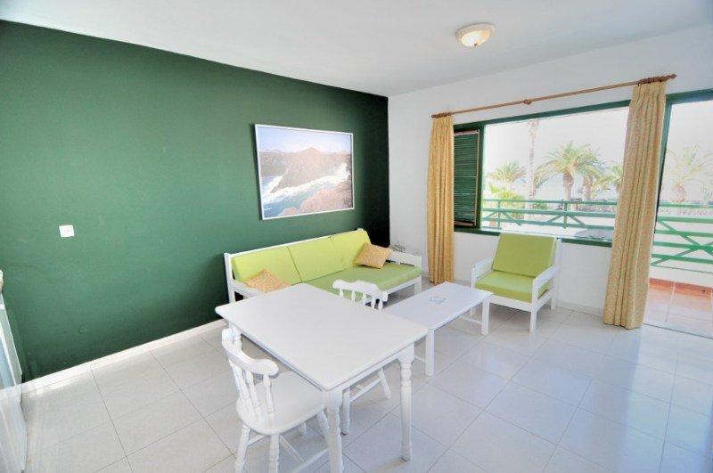 Apartahotel Rocas Blancas 2*