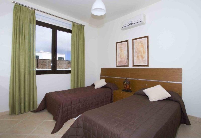 Ereza Buganvillas Villa *