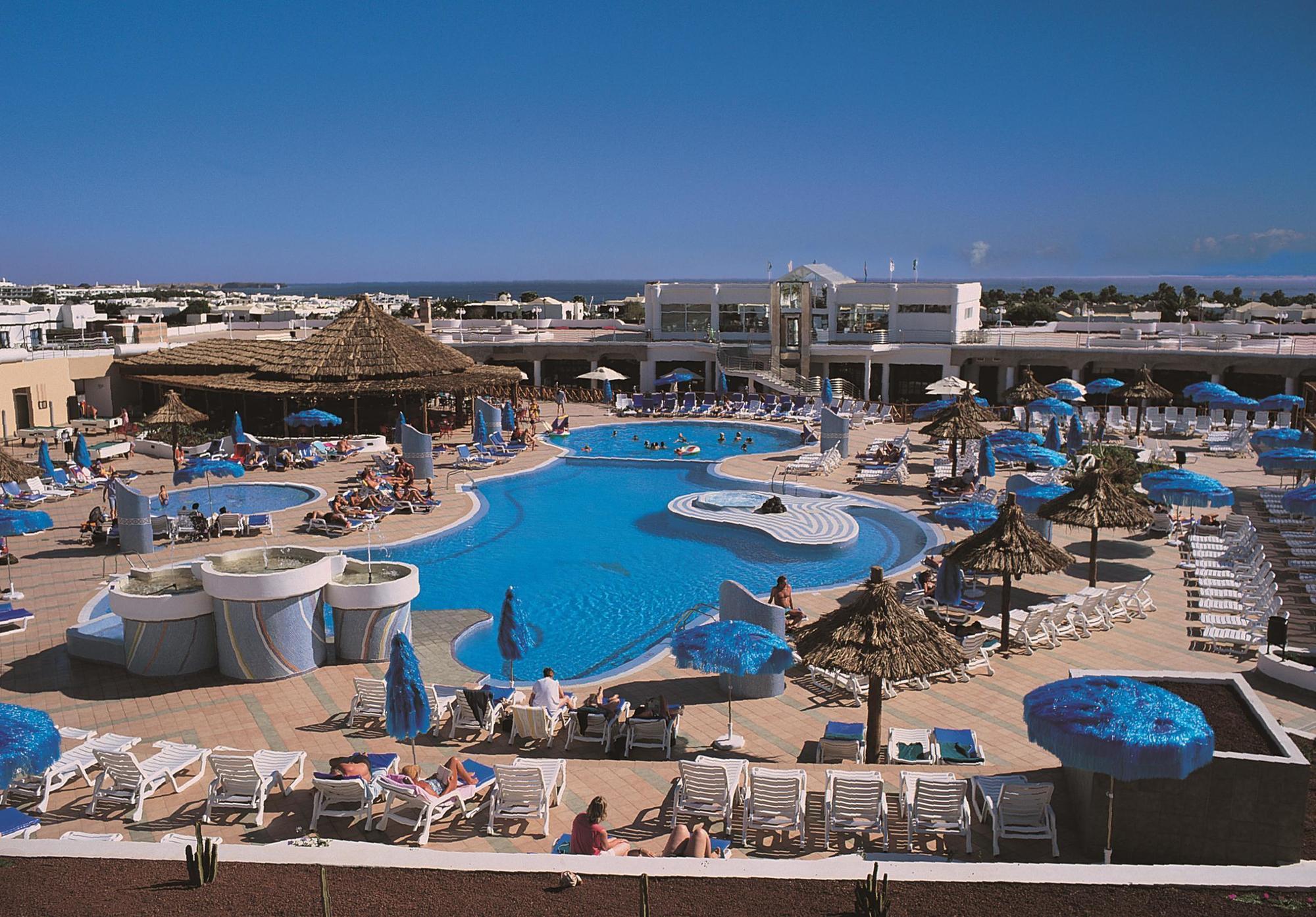 Hl Club Playa Blanca Hotel