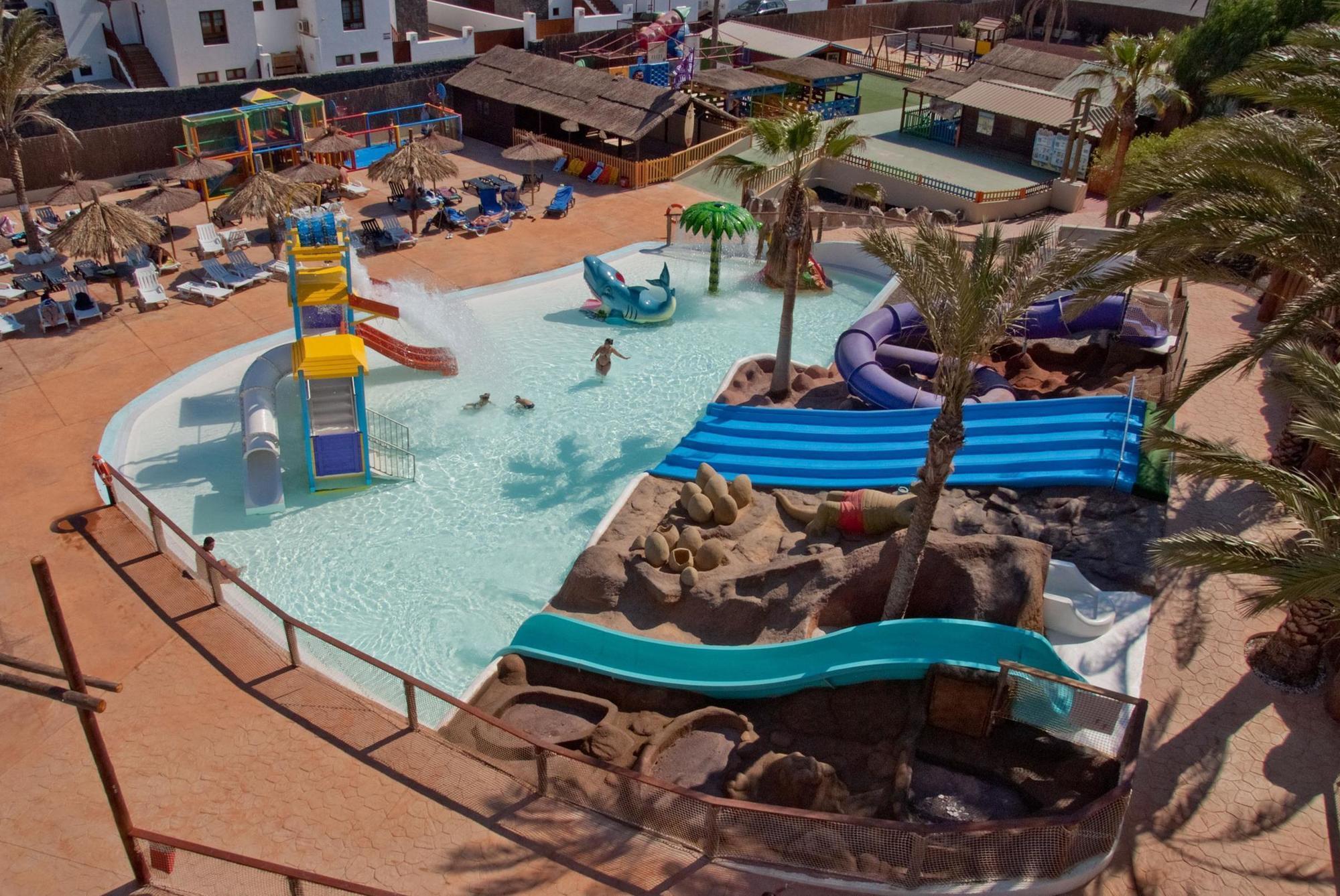 Hl Club Playa Blanca 4*