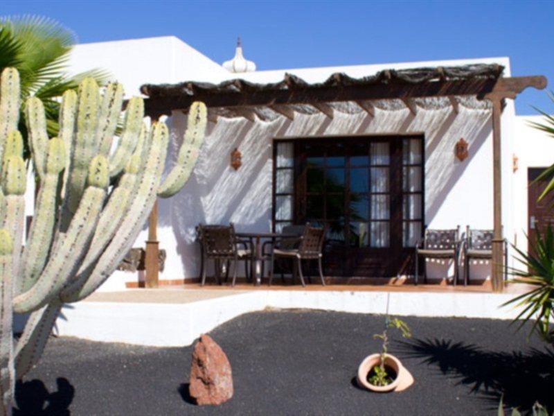 Jardines Del Sol Aparthotel Playa Blanca (Lanzarote)