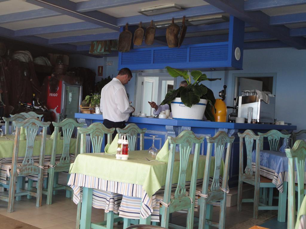 Casa Blanca Tias
