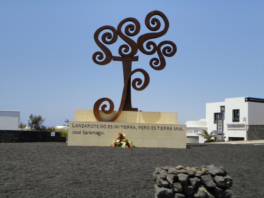 Casa Blanca Tías