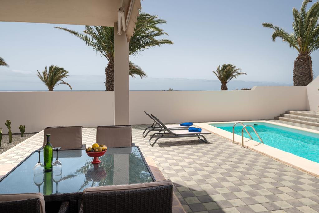 Villas Salinas Villa *