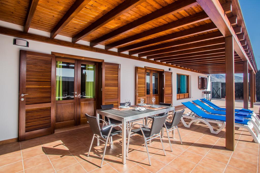 Del Sur Villa *