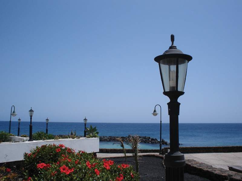 Neptuno - Adults Only