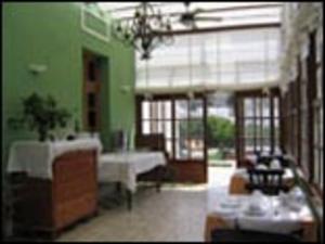 Casa Lola Y Juan Hotel