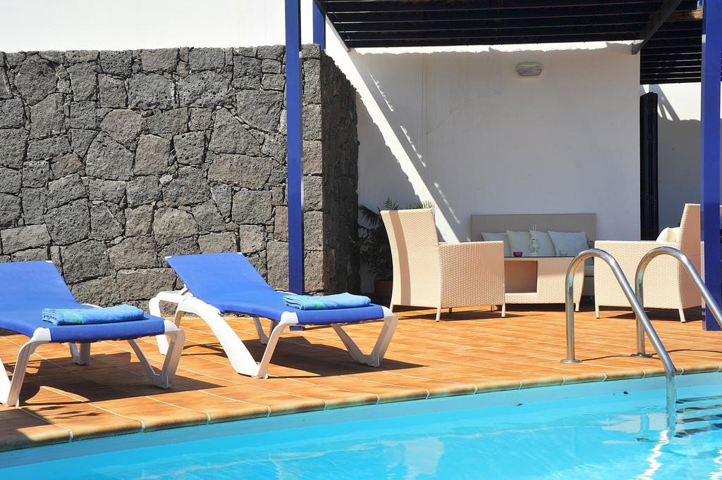 Holiday Home Villa Atardecer