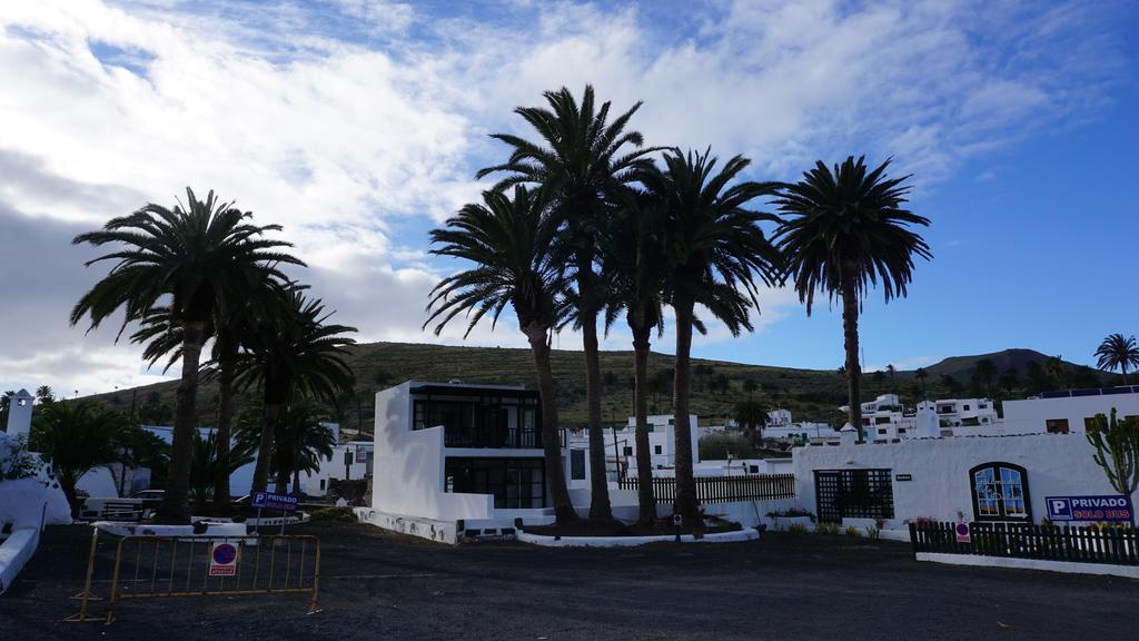 La Plaza De Apartamento Haría