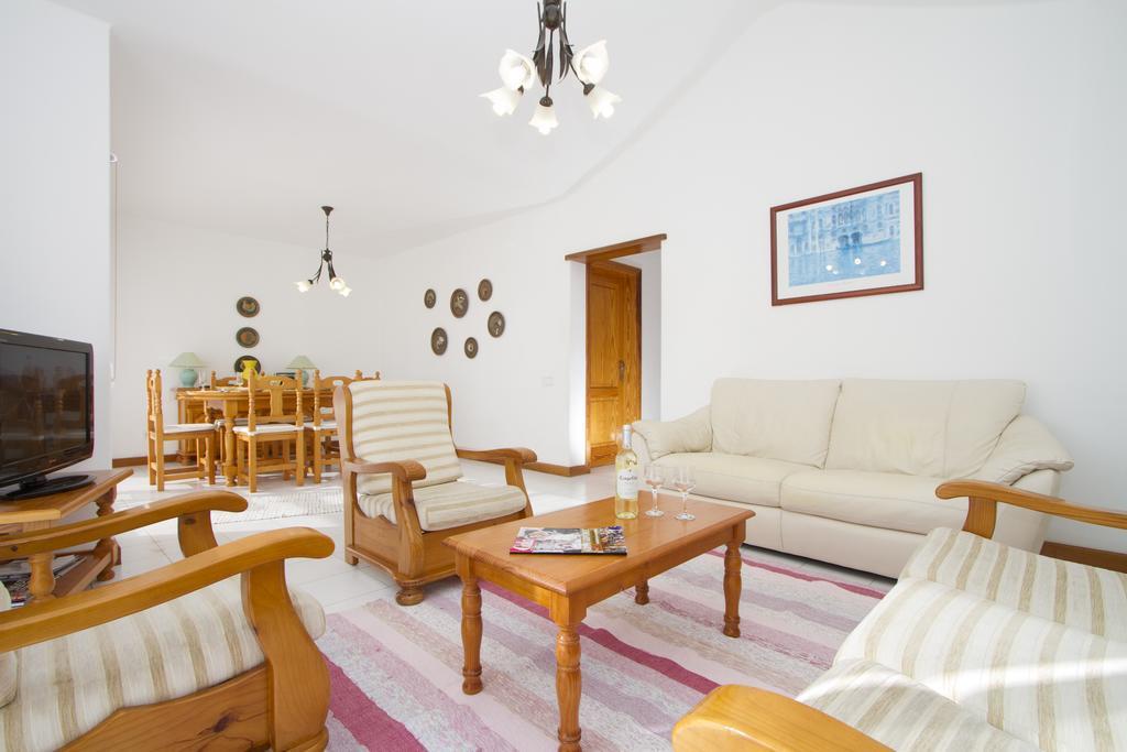 Casa Yaiza En * Tias