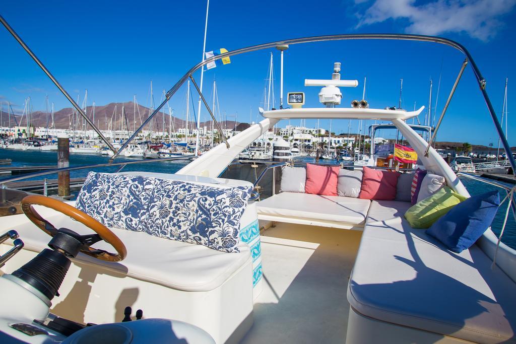 Lanzarote Yacht *