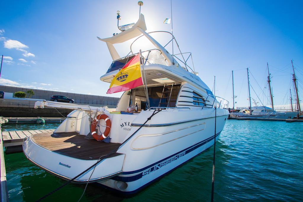 Lanzarote Yacht Hotel en barco Playa Blanca (Lanzarote)