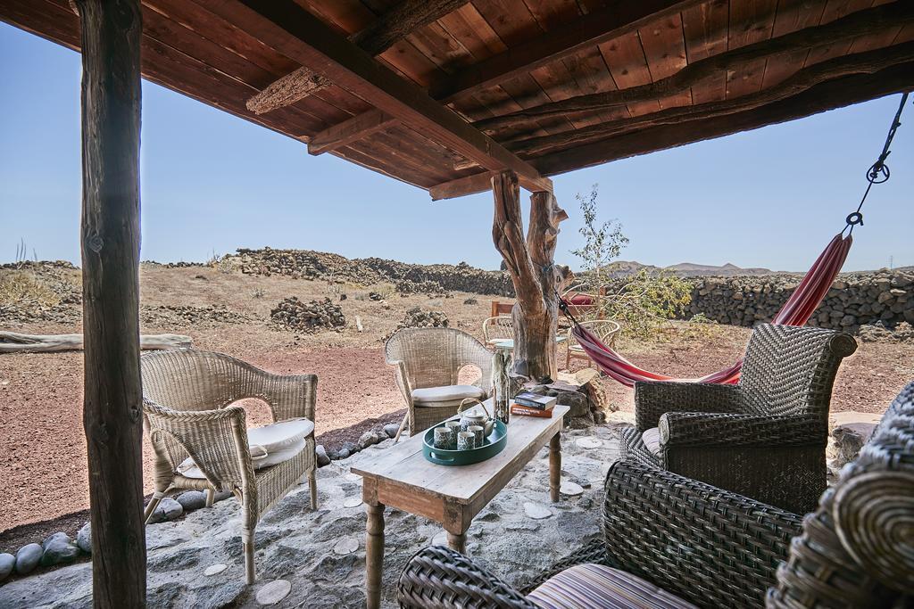 Hubara Retreat Charco del Palo