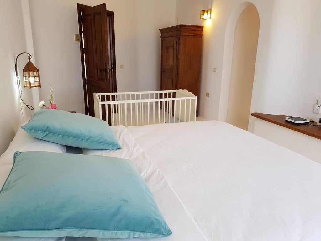 Loro Villa Playa Honda (Lanzarote)