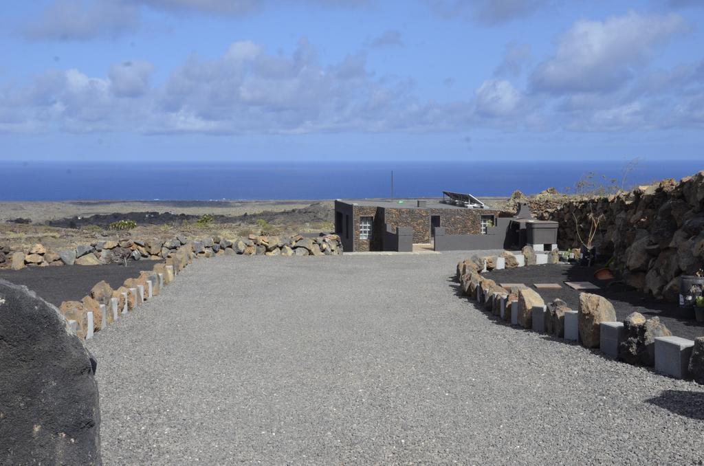 La Casita Del Volcan Holiday home Ye