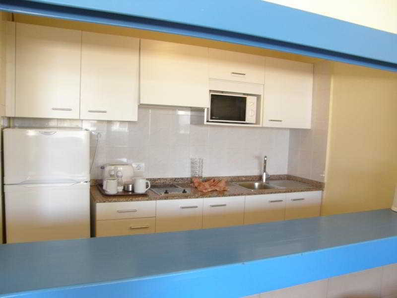 R2 Bahia Kontiki 4*