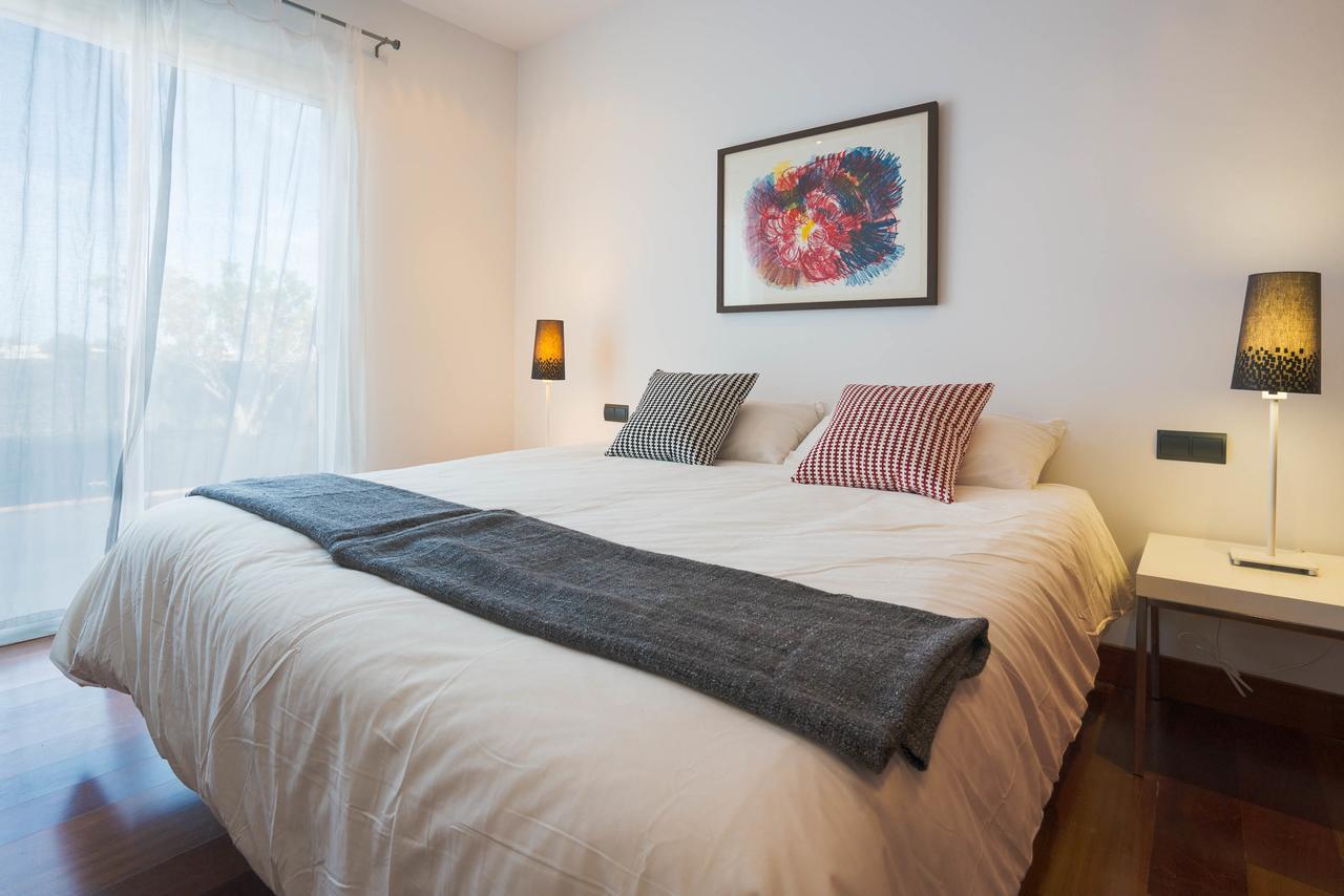 Dedalos - A Luxury Large With A Heated Pool In Villa