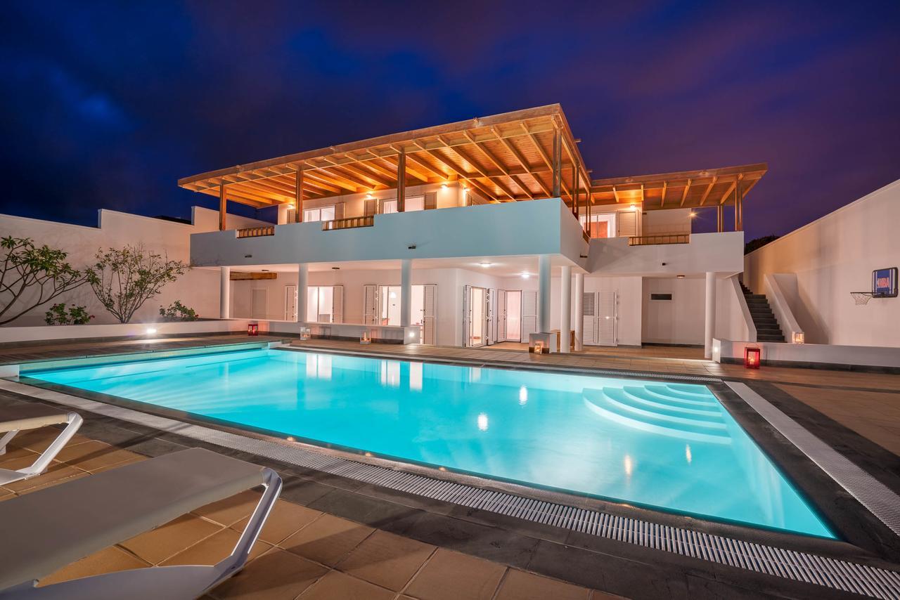 Dedalos - A Luxury Large With A Heated Pool In * Puerto Calero