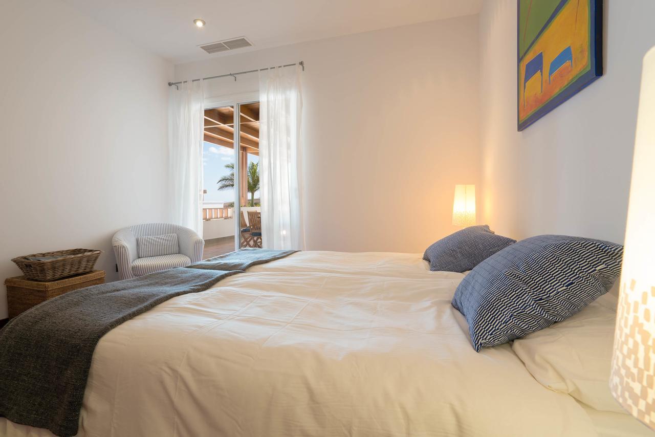 Dedalos - A Luxury Large With A Heated Pool In