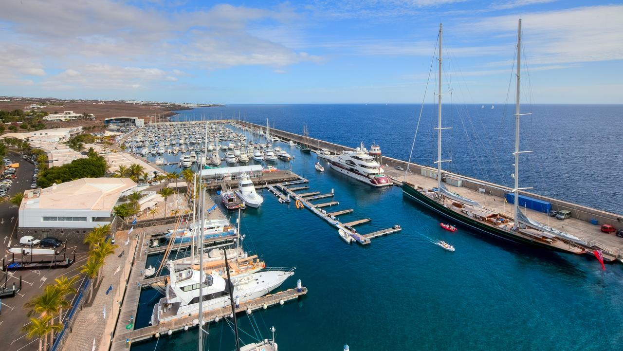 Dedalos - A Luxury Large With A Heated Pool In Villa Puerto Calero