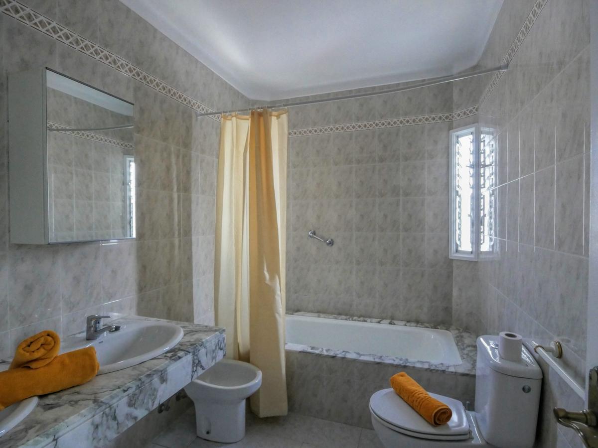 Villa Caserones I *