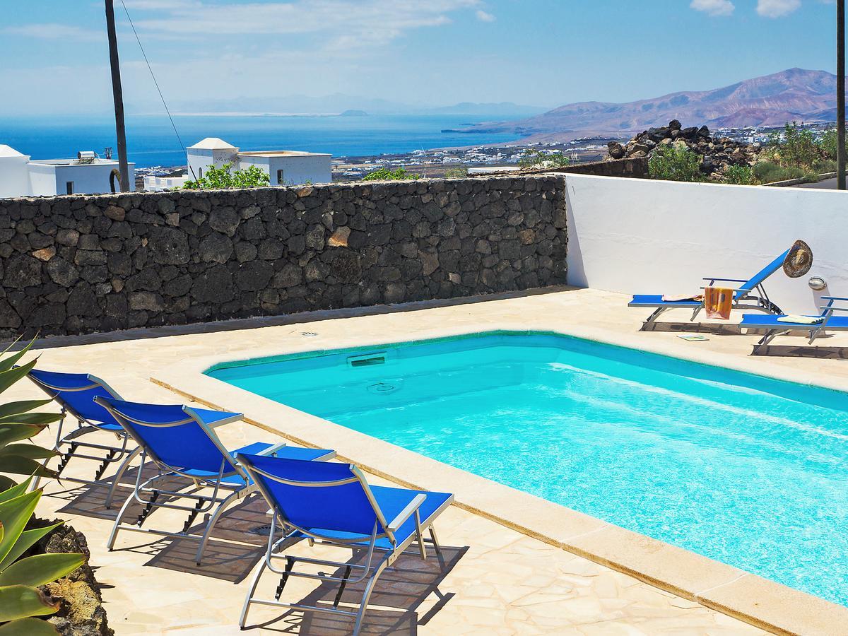 Pelzer By Interhome Conil