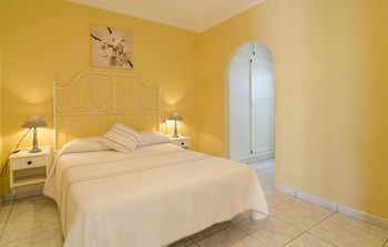 Adelfas Hotel Puerto del Carmen (Lanzarote)