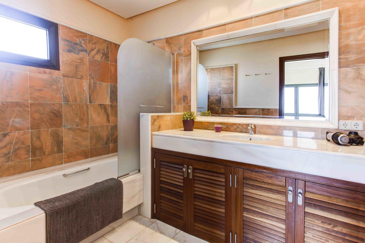Hipoclub Villas, Zafiro 24 Villa