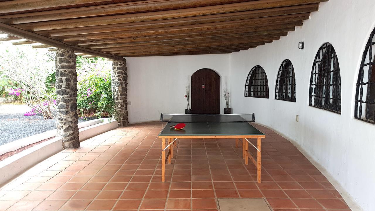 Loro Villa Playa Honda (Lanzarote)
