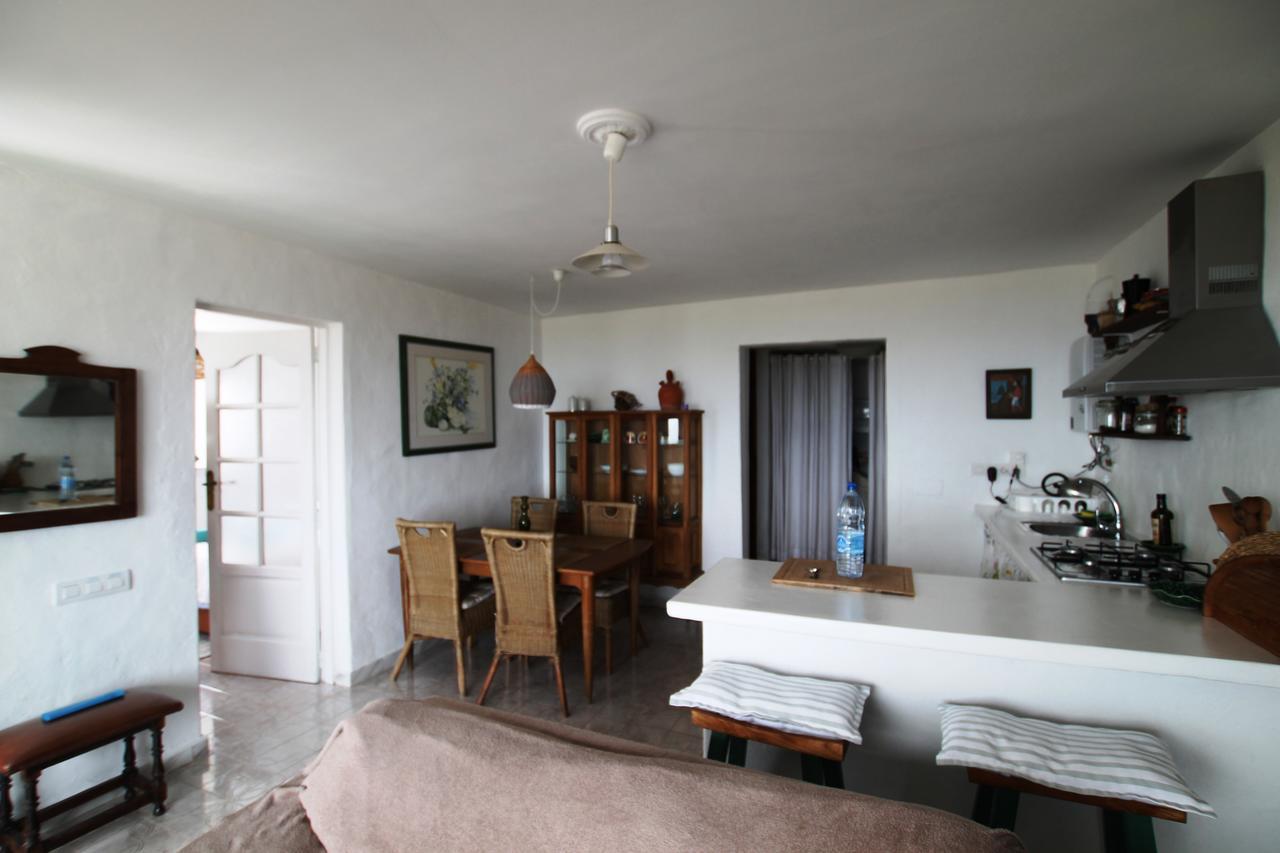 Manoa Eco House *