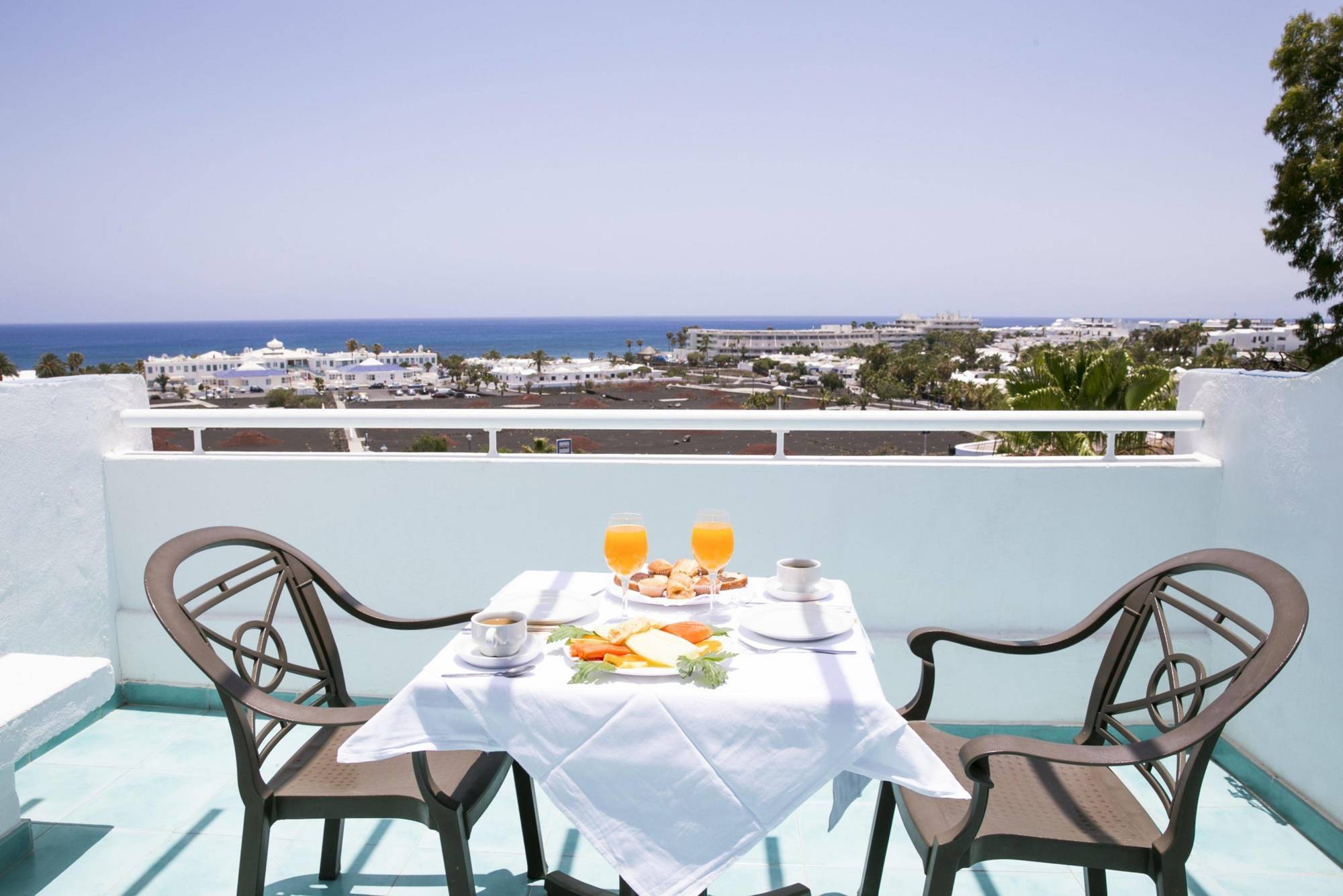 Aparthotel Livvo Morromar 3*