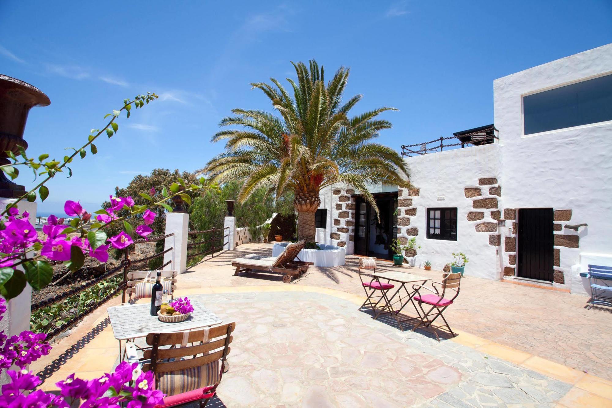 Hotel Casa De Hilario 3*