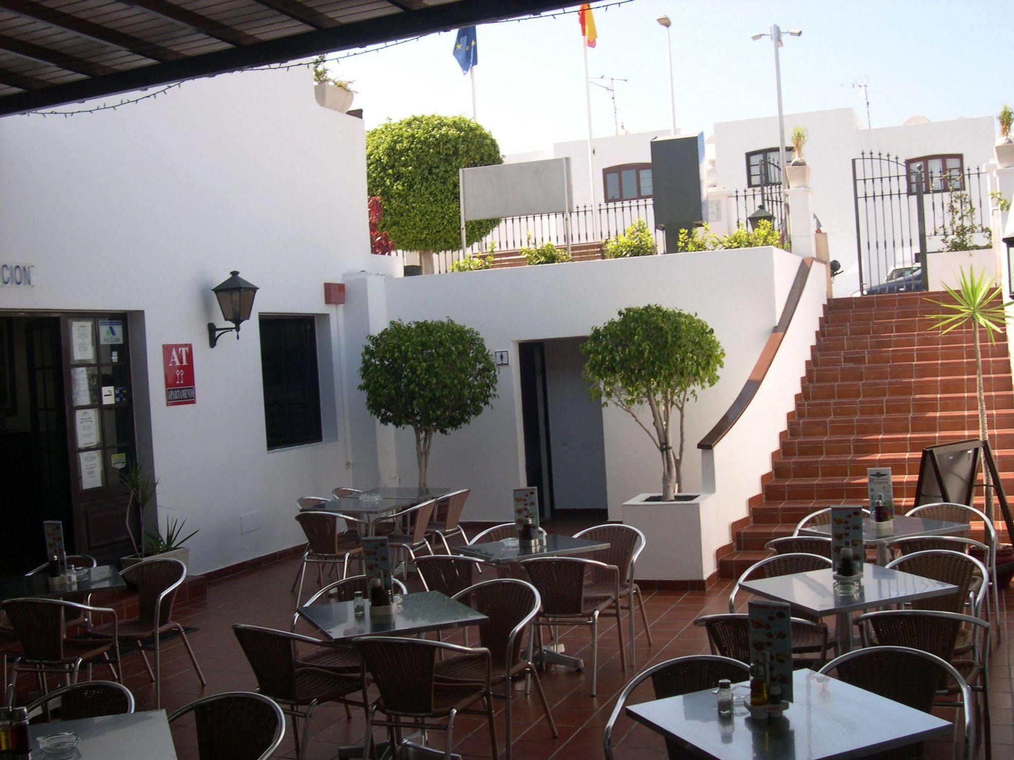 Rosamar Aparthotel 2*
