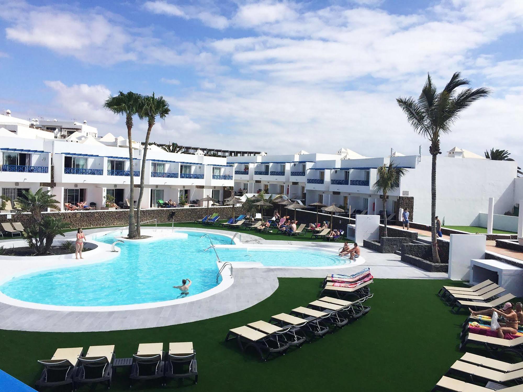 Siroco - Adults Only 18 Apartahotel 3*