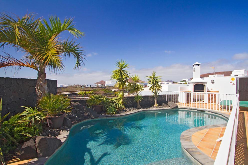 Casa Yaiza Villa *