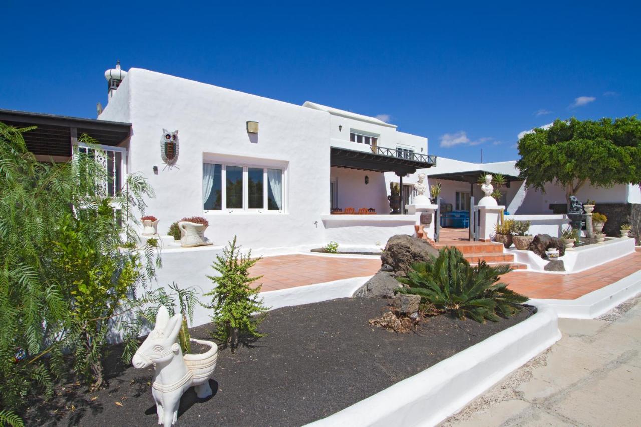 O Pazo Da Xakina Hostal Tías