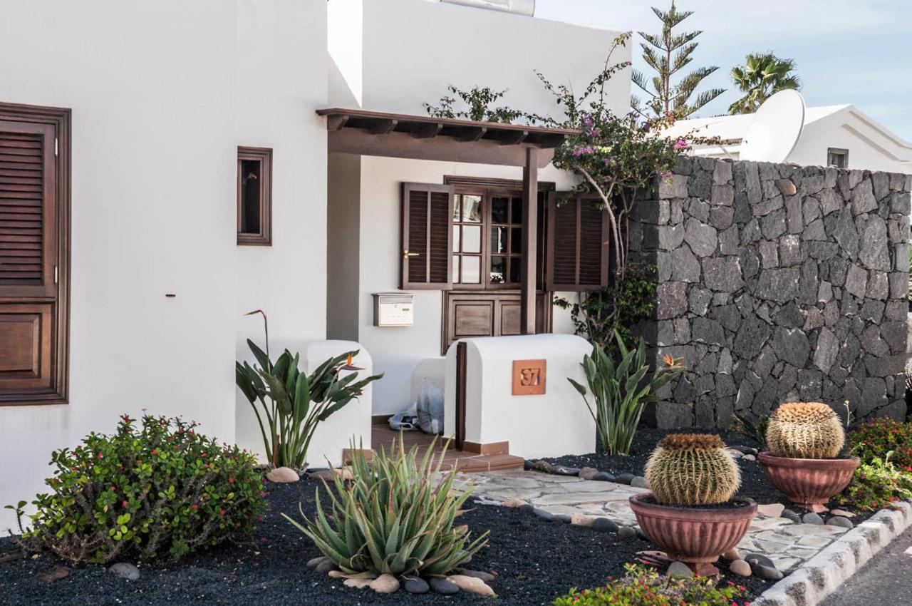 Villa Eslanzarote Victoria, Heated Pool, Super Wifi, Sat Tv *