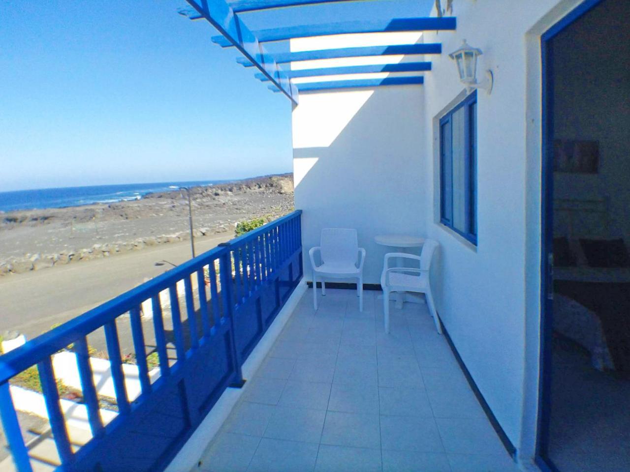 Front House For Relax Holiday home
