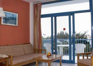 Hotel Costa Volcan And 2*