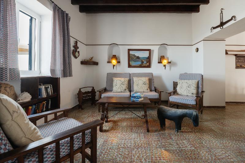 Caleton Del Golfo Apartment *