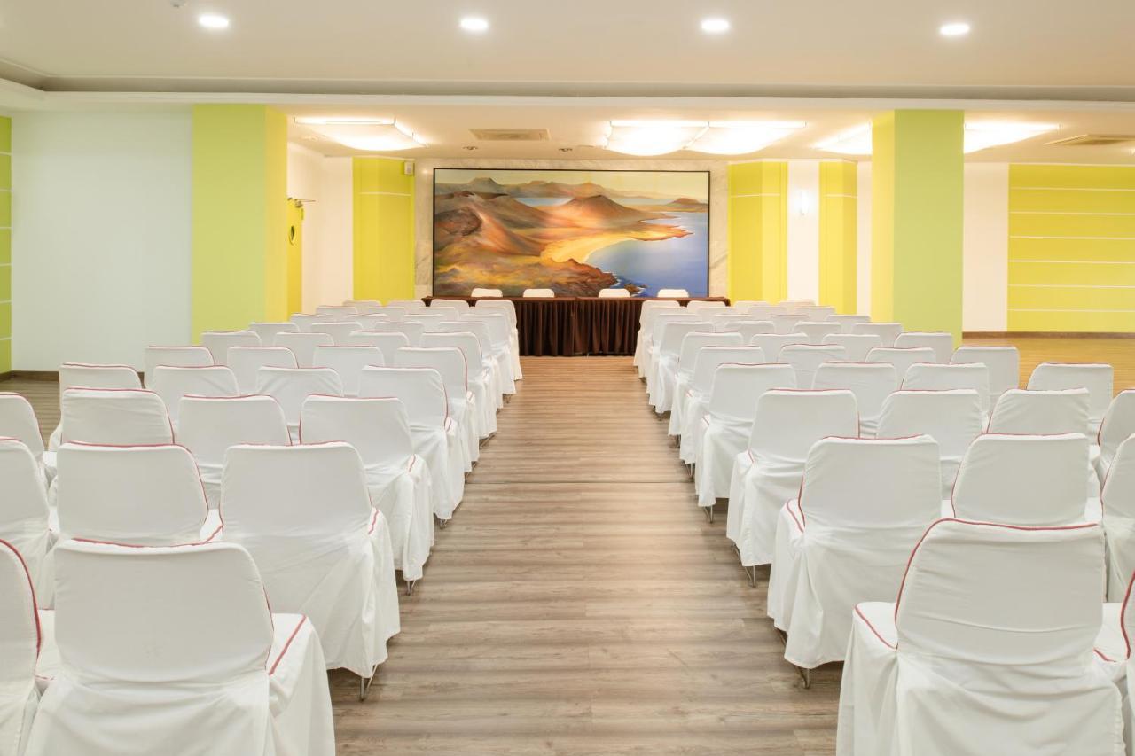 Hotel Alexandre Grand Teguise Playa 4*