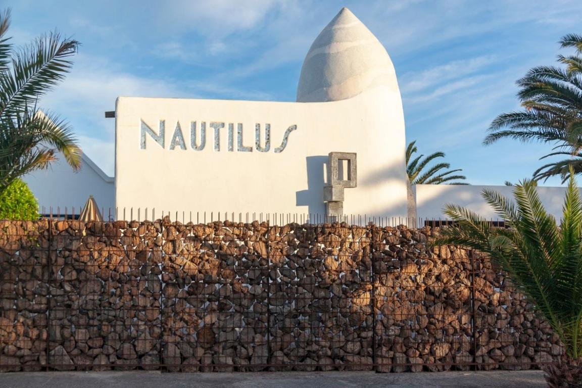 Nautilus Lanzarote Apartahotel